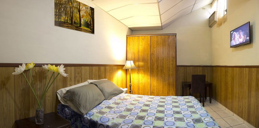 Hotel Manantiales El Salvador San Salvador Eksteriør billede